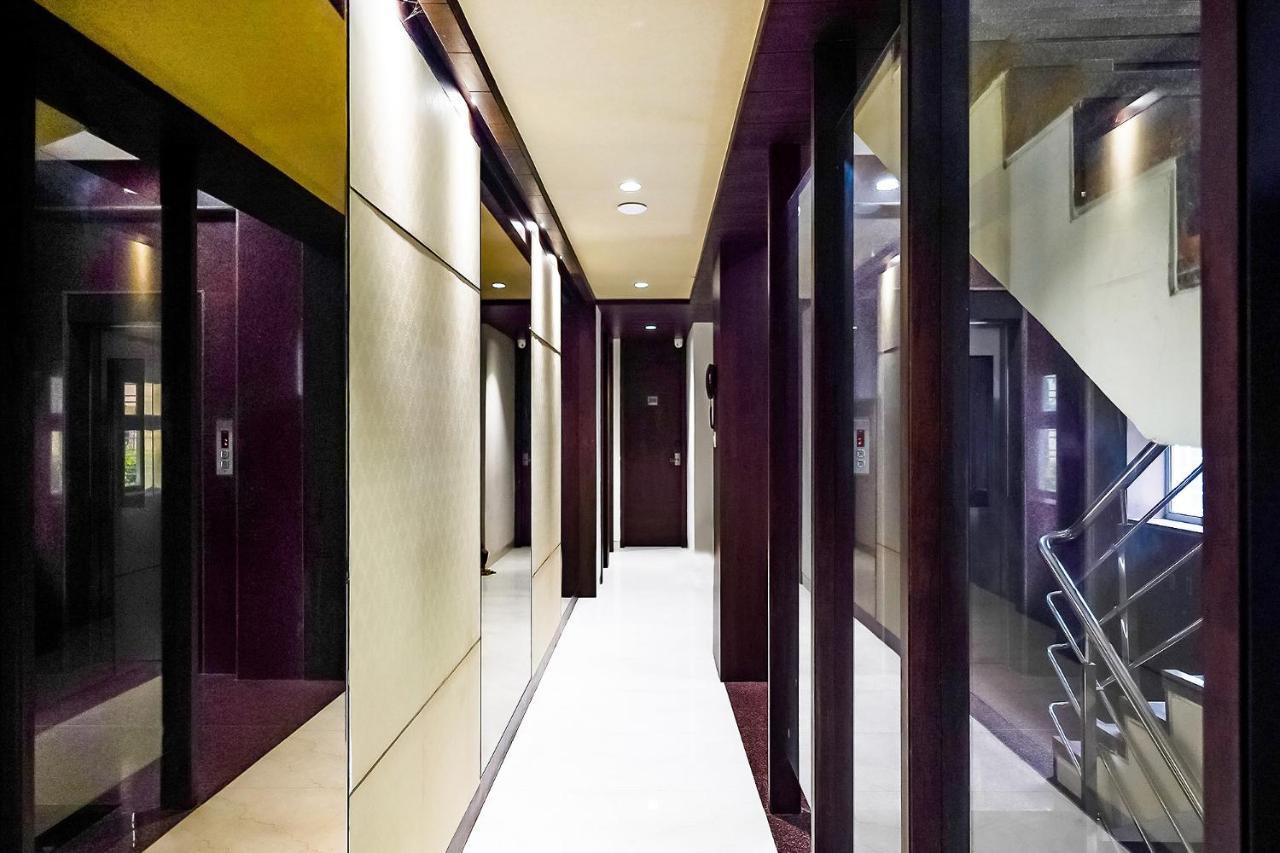 כלכותה Fabhotel Eros 211 - Nr Sreebhumi מראה חיצוני תמונה